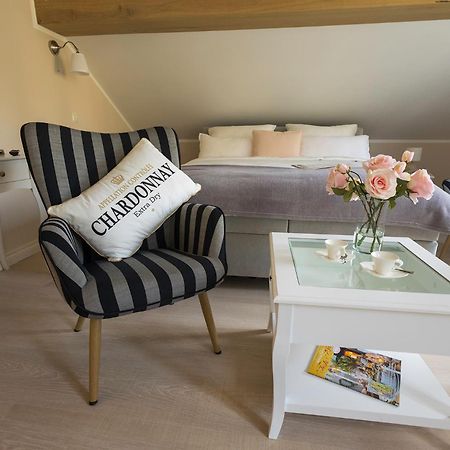 Nostalgie-Nest Mit Boxspringbett Appartement Mayen Buitenkant foto