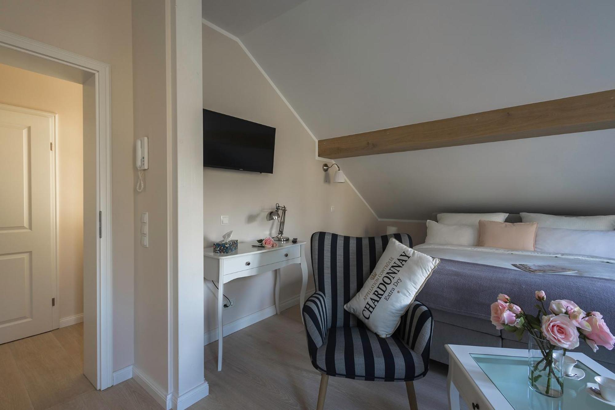 Nostalgie-Nest Mit Boxspringbett Appartement Mayen Buitenkant foto